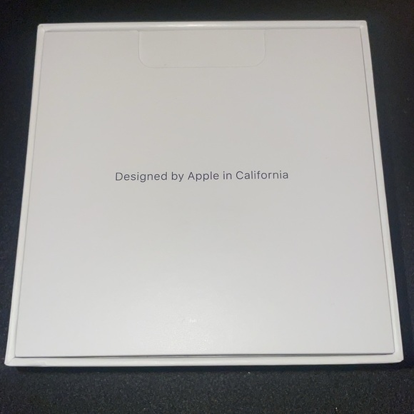 White Apple Air pods Series 5 - Picture 2 of 3